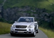 Mercedes-Benz ML 63 AMG Mercedes-Benz ML 63 AMG